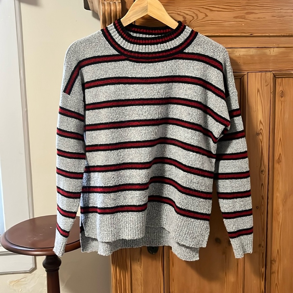 Romeo + Juliet Couture striped sweater, size S
